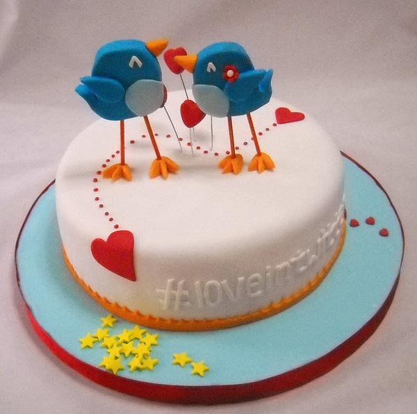 twitter_in_love_theme_cake_1